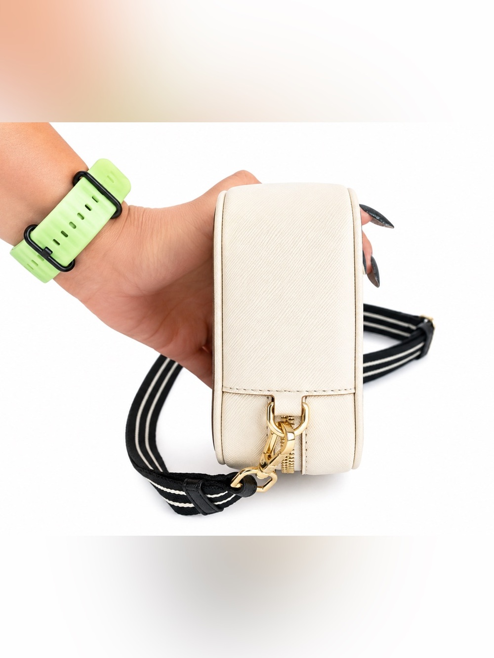 kate spade Black and White Logo Crossbody Camera Bag - Picture 2 of 6